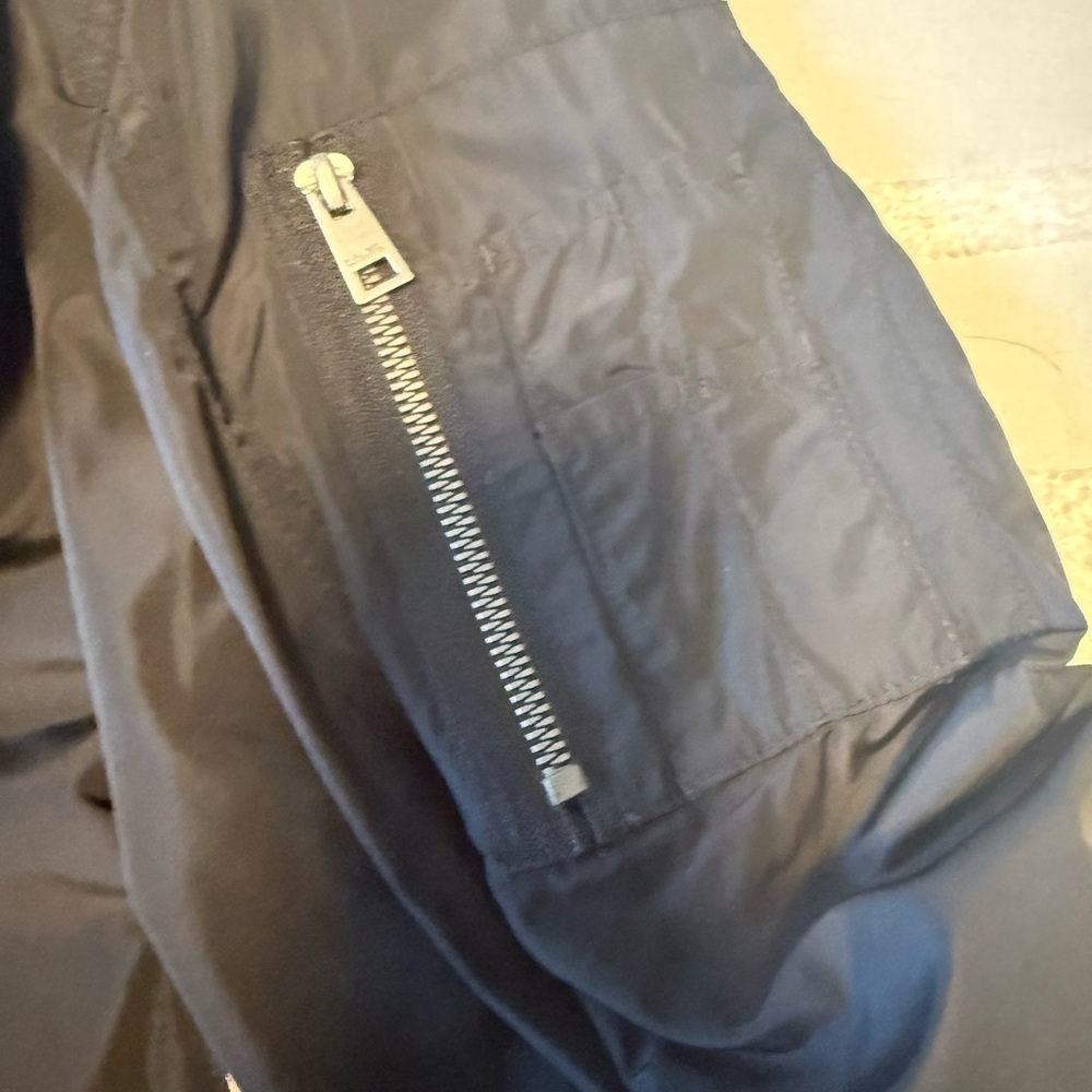 Levi's Black Jacket with Red Label - Picture 4 of 5
